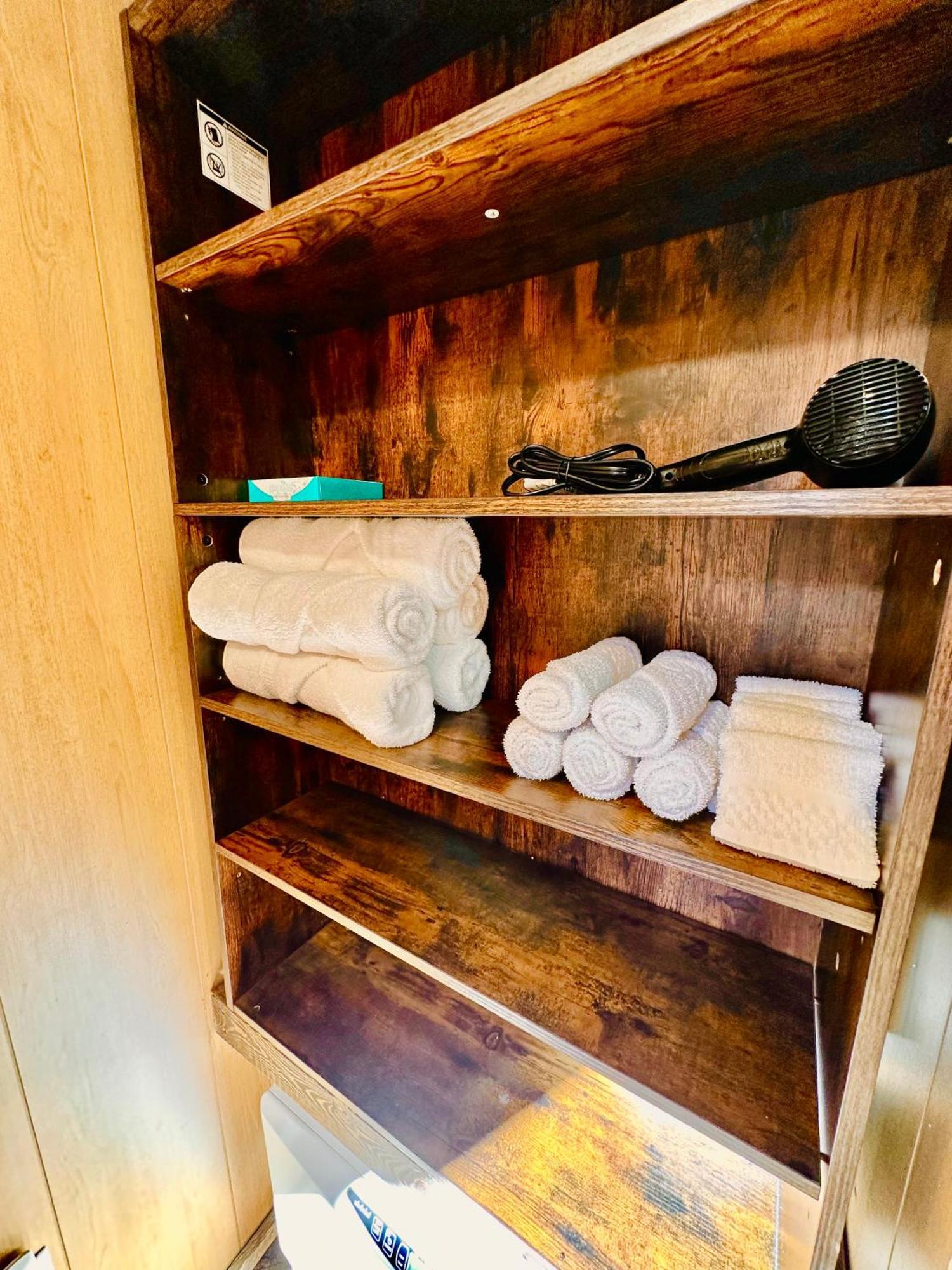 Roberts Lodge Tok Phòng bức ảnh